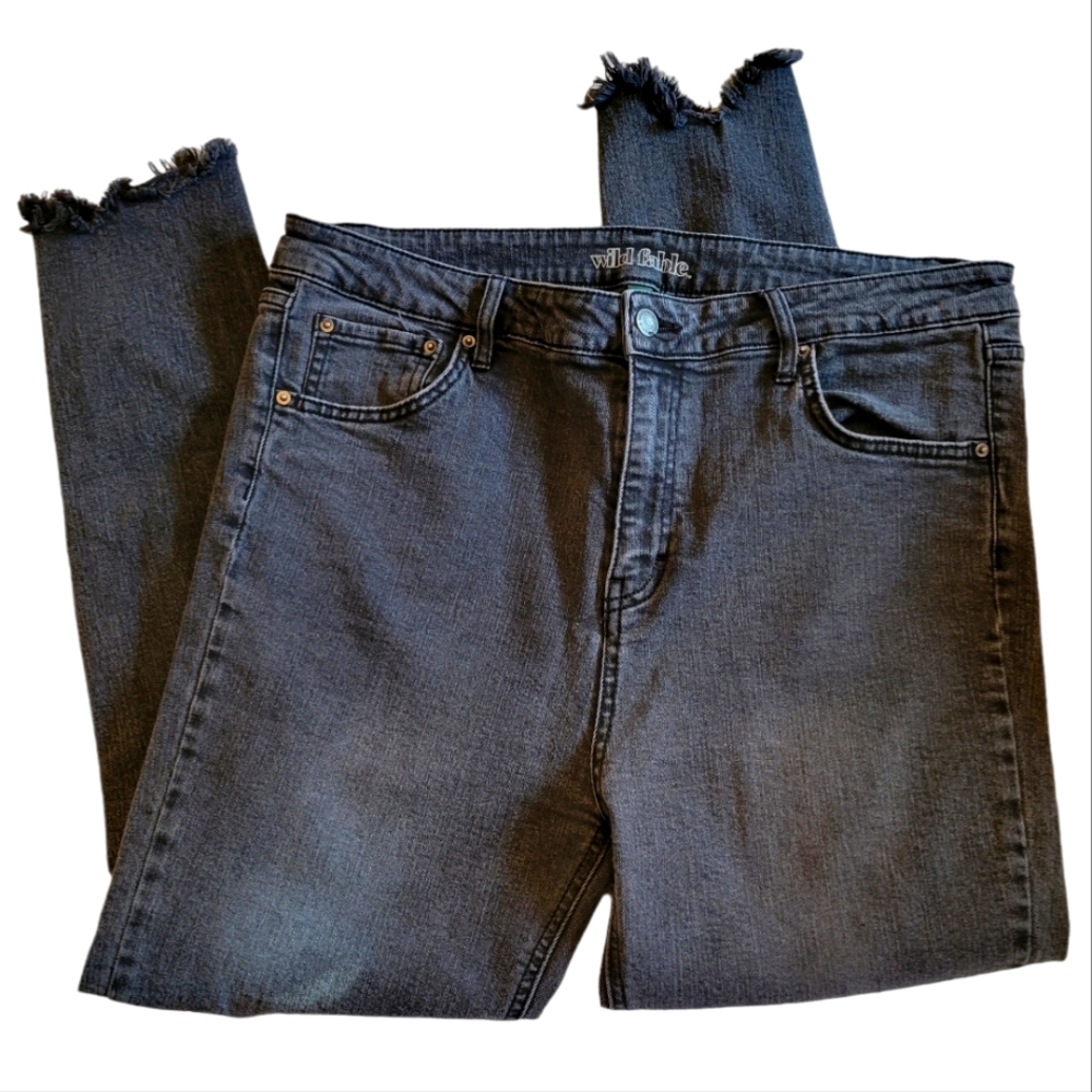 Size 16 Wild fable high rise skinny jeans dark wash raw hem *final price